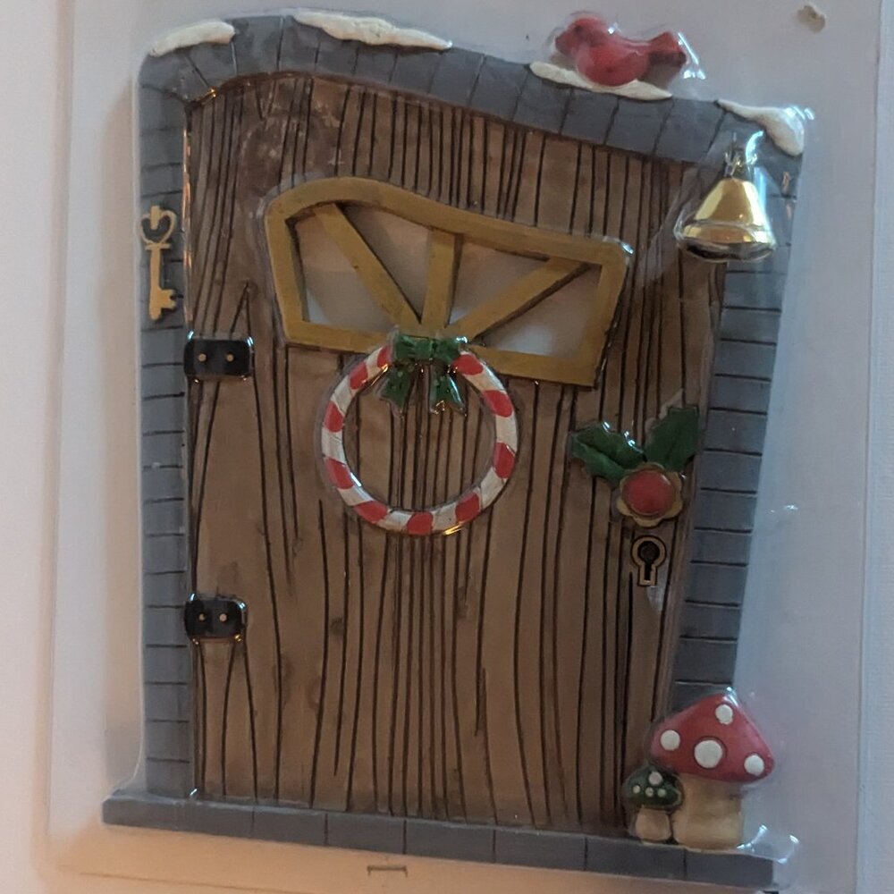 NWT Merry Minis Elf Door Michael's Christmas Miniature Village Holiday Decor NEW